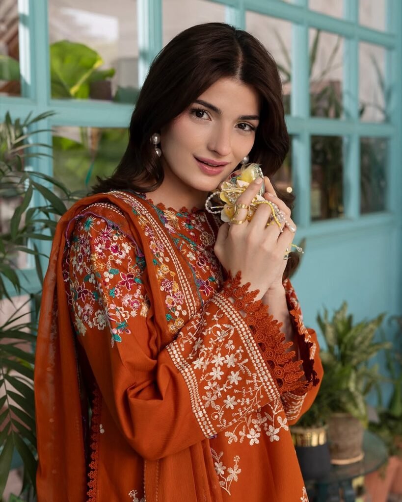 Batik Tie-Dye Dhank Suit